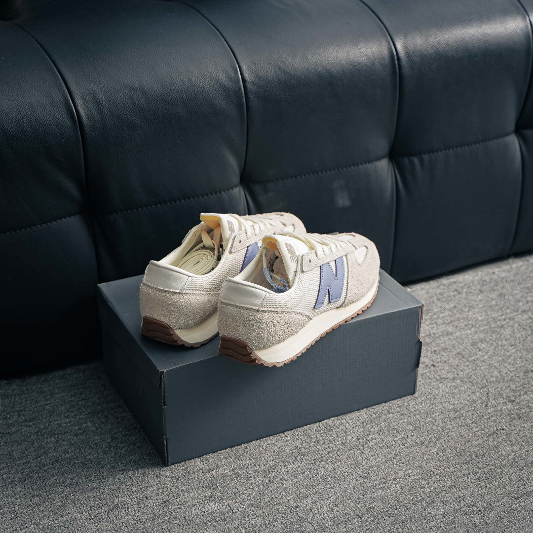 New Balance 471 "Linen / Ice Wine"