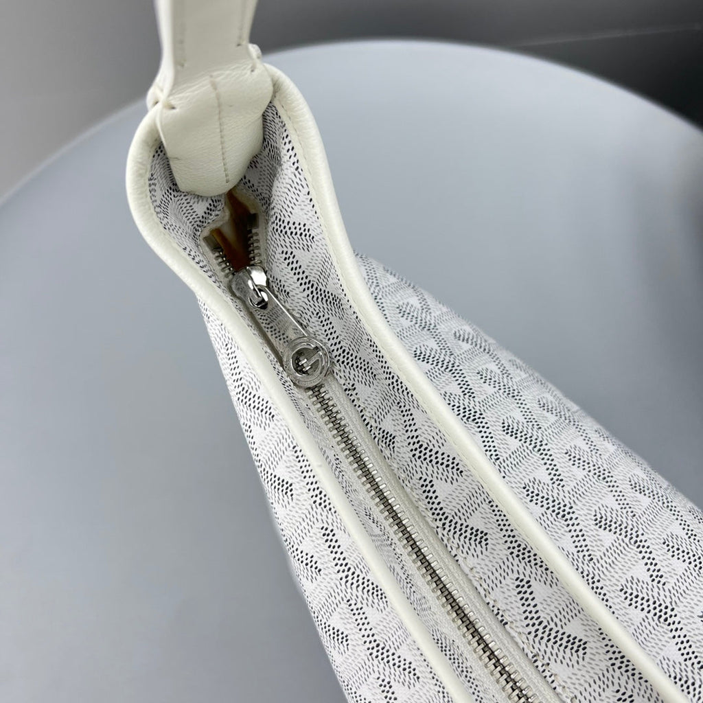 HOBO BOHÈME 34 IN WHITE GOYARDINE CANVAS AND CALFSKIN