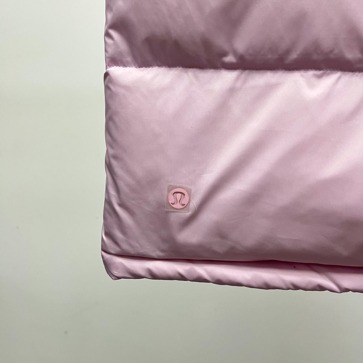 lululemon Women's Wunder Puff Water-Repellent Cropped Down Vest in Strawberry Milkshake