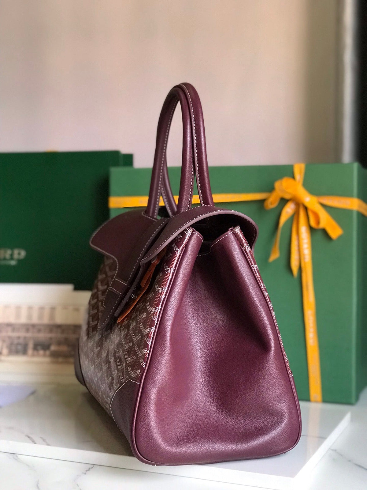 SAIGON SOUPLE BAG 34 IN BURGUNDY RED GOYARDINE CANVAS AND CALFSKIN