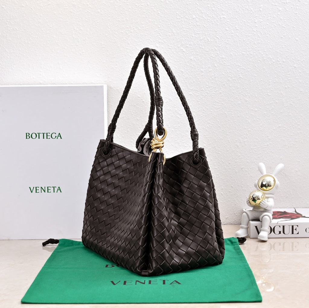 BV 26s Parachute Bag Deep Coffee Intrecciato Leather 291399