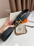 ULYSSE BELT BUCKLE & REVERSIBLE BLACK LEATHER STRAP 38MM GOLD HARDWARE