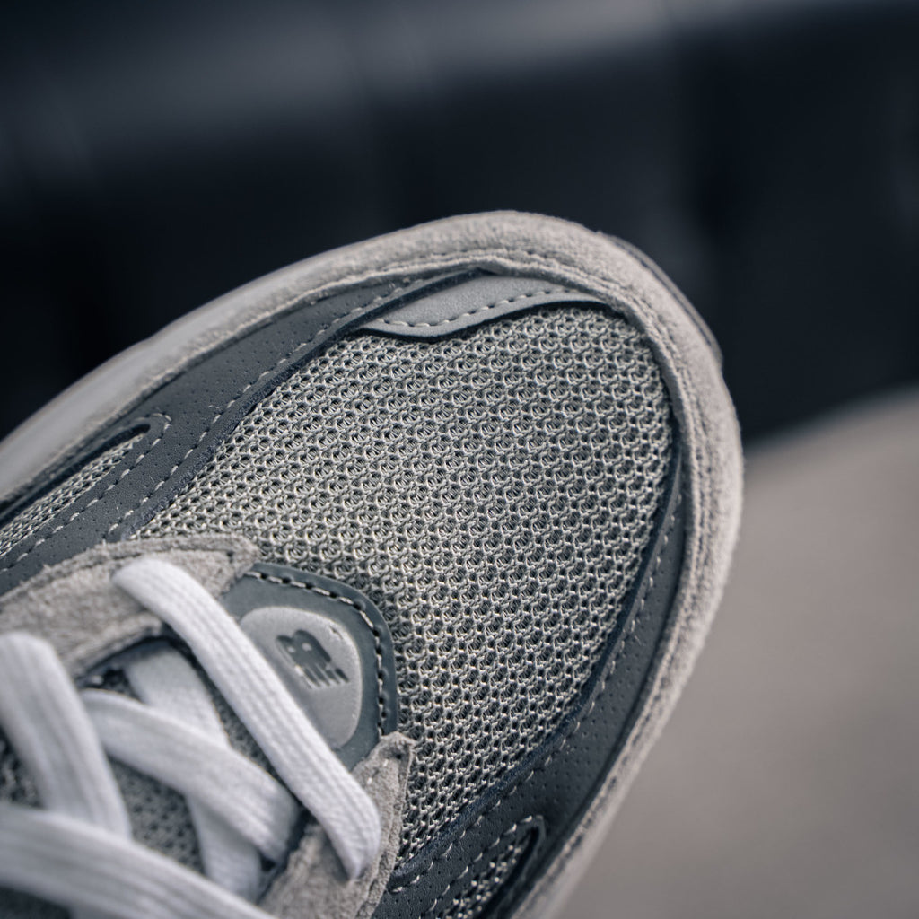 New Balance 990v6 "Grey" Sneakers