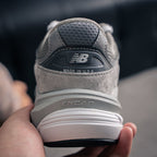 New Balance 990v6 "Grey" Sneakers