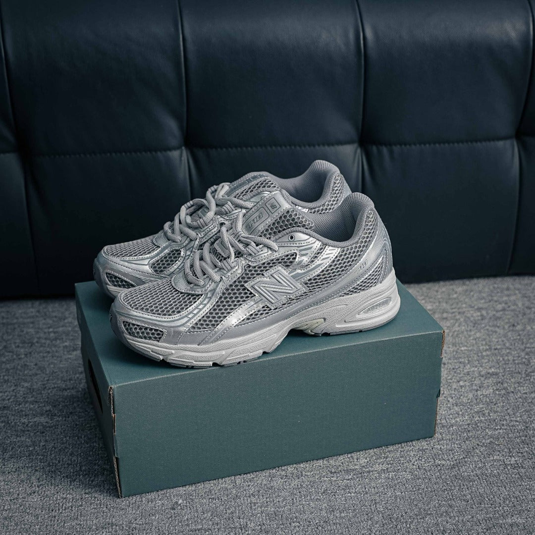 New Balance 1906R "Metallic Silver"