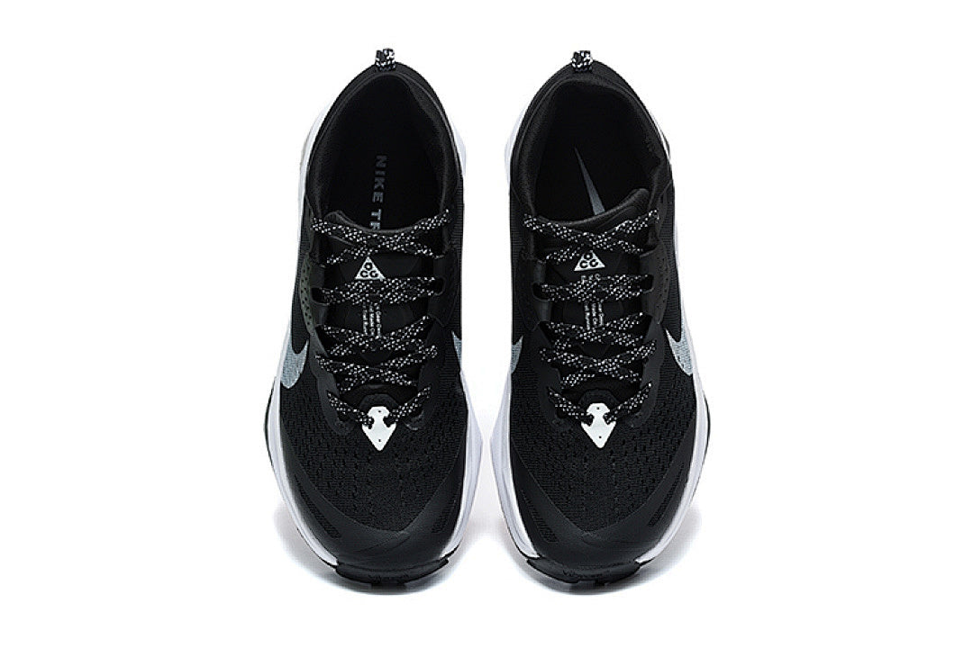ACG Zegama Black/Summit White/Safety Orange