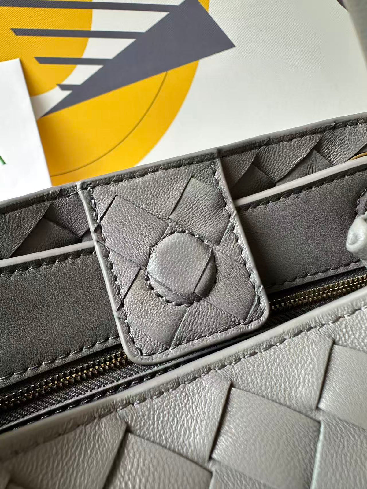 BV Small Andiamo Bag 20cm Grey Intrecciato Leather 291448