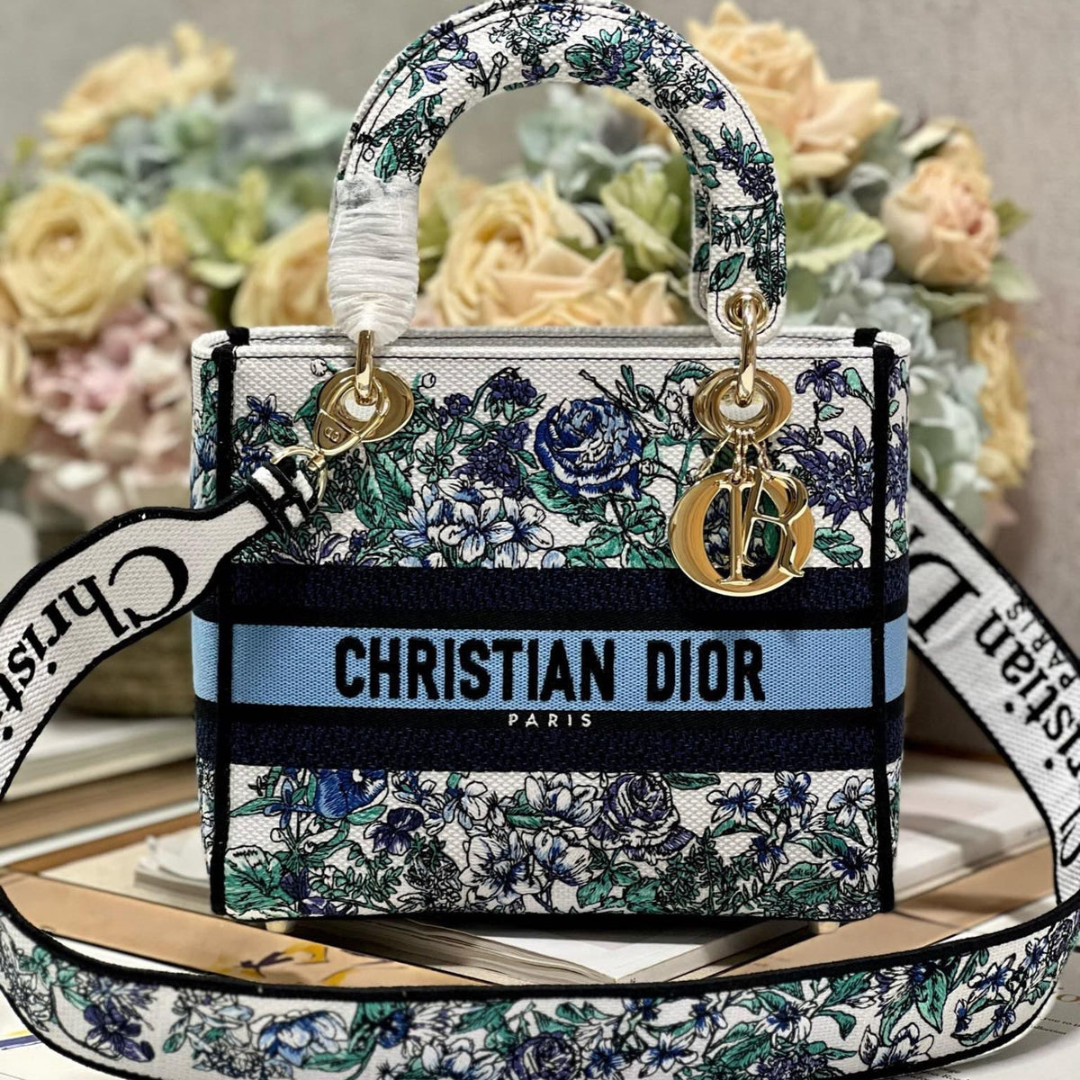 CD Butterfly Love Flower Blue 24 Lady Dior Bag Canvas 336667