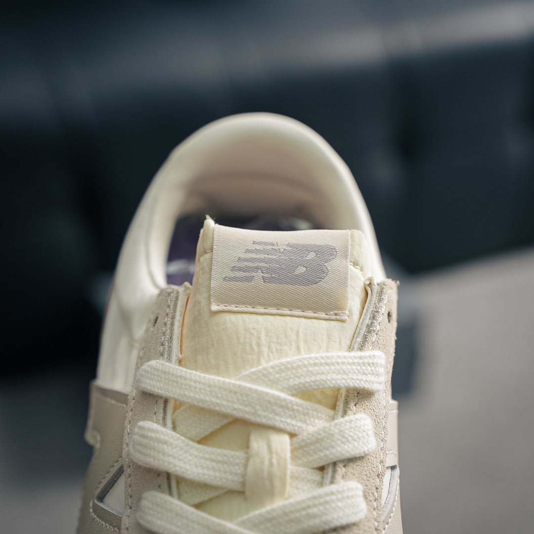 New Balance 471 "Sea Salt / Tea Green"