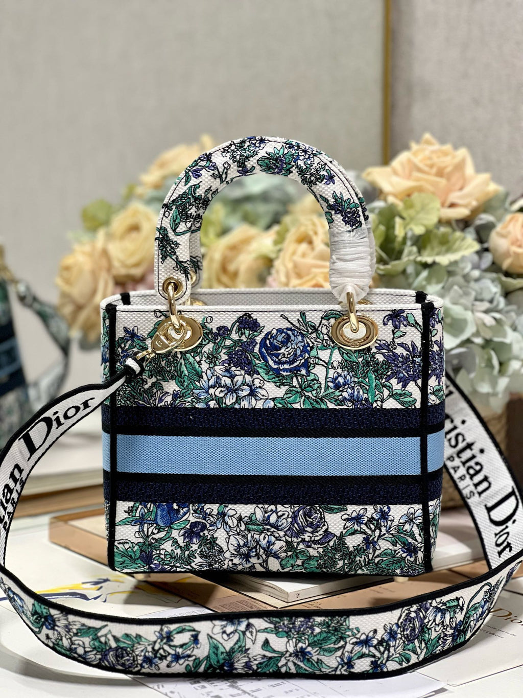 CD Butterfly Love Flower Blue 24 Lady Dior Bag Canvas 336667