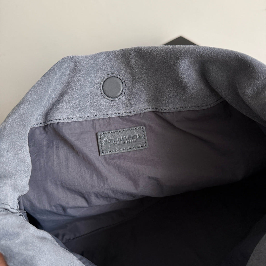BV Giorno Bag Cloudy Indigo Intrecciato Suede