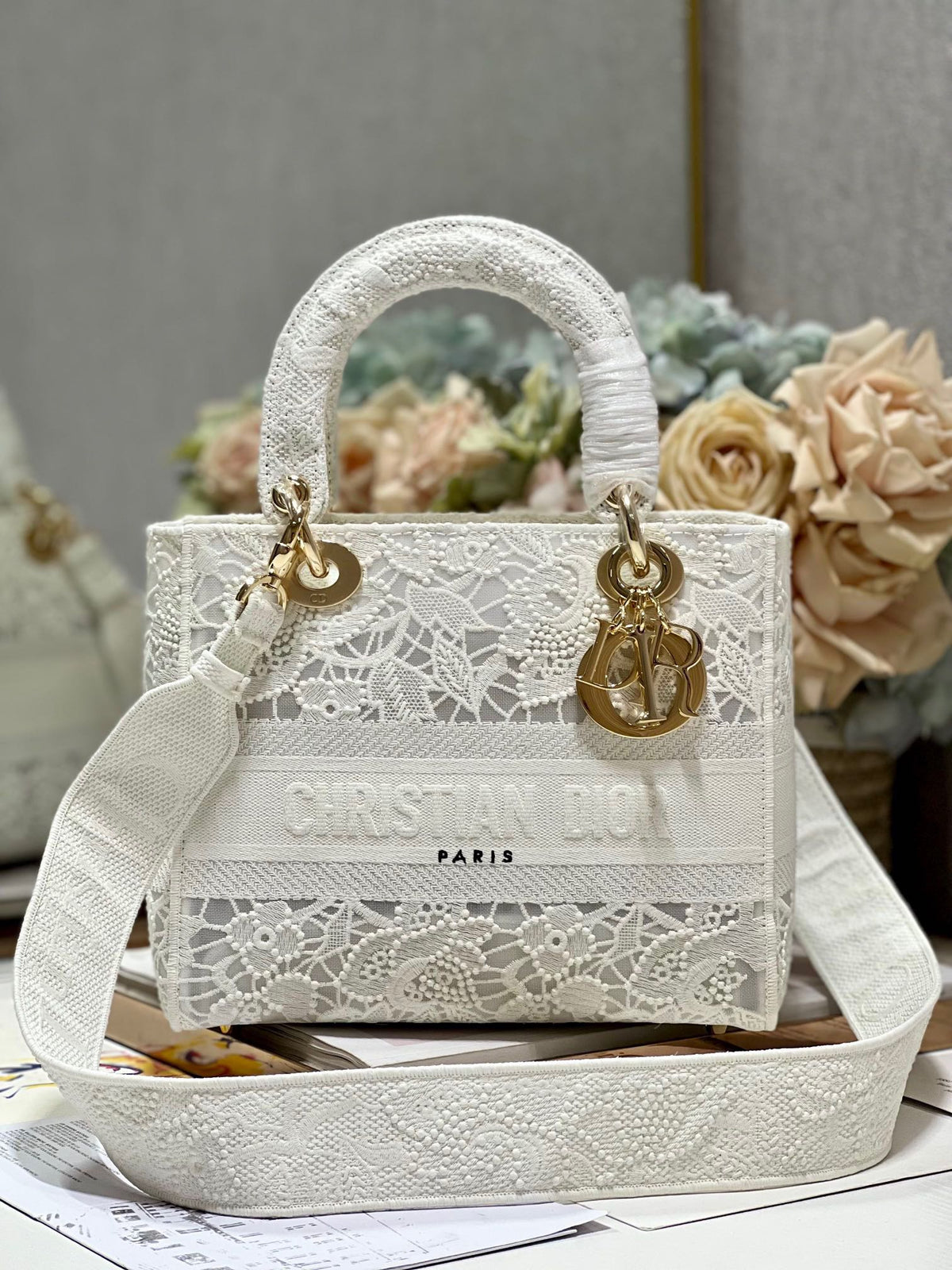 CD Mesh White 24 Lady Dior Bag Canvas 336703