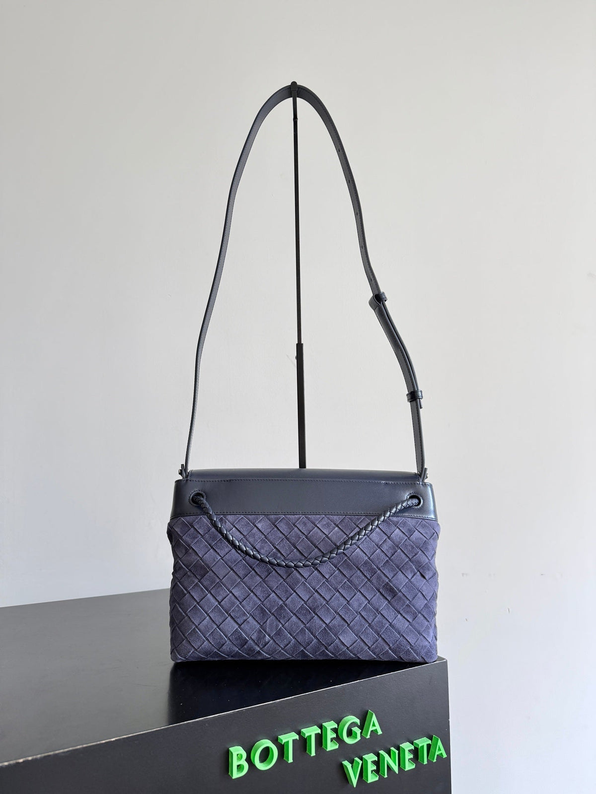 BV Small Andiamo Messenger Bag 29s Dark Blue Suede Intrecciato Leather