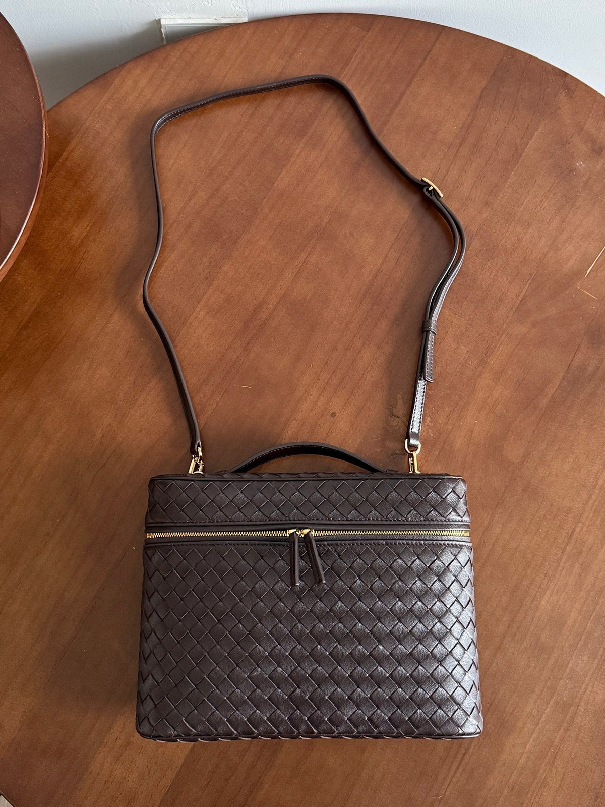BV Small Soft Vanity Bag Coffee Intrecciato Leather