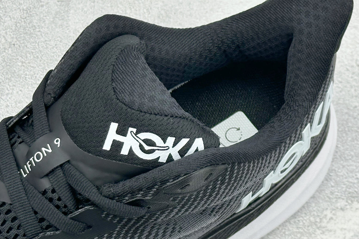HOKA Clifton 9 Black