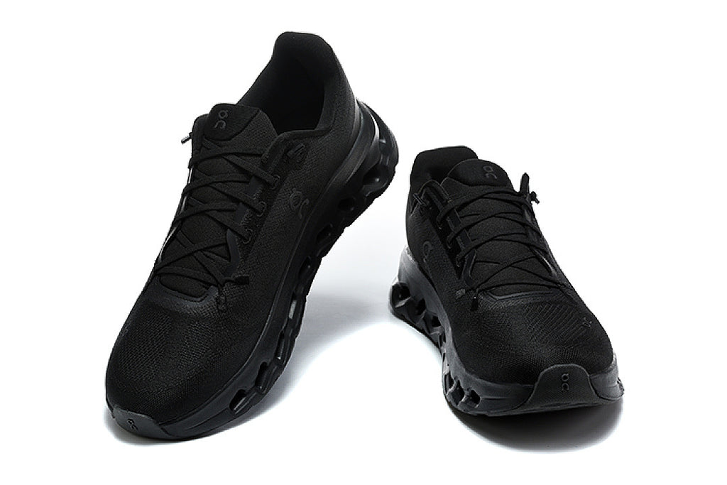 On Cloudtilt "All Black"