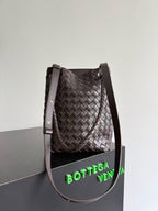 BV Andiamo Small Bucket Bag Brown 30cm Lambskin 855756