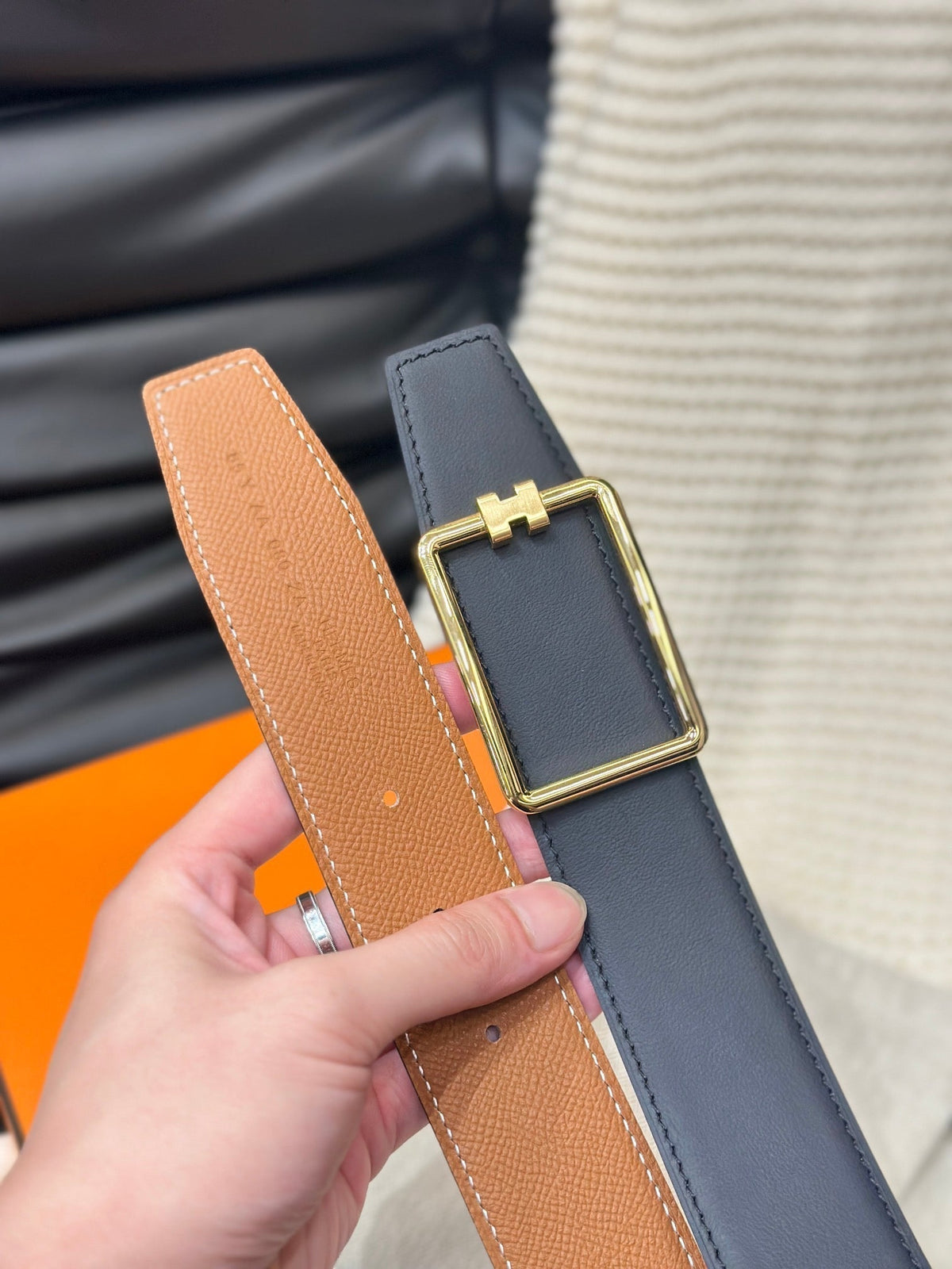 HM TUBE H BELT GOLD BUCKLE & REVERSIBLE GINGER ORANGE LEATHER STRAP 38MM