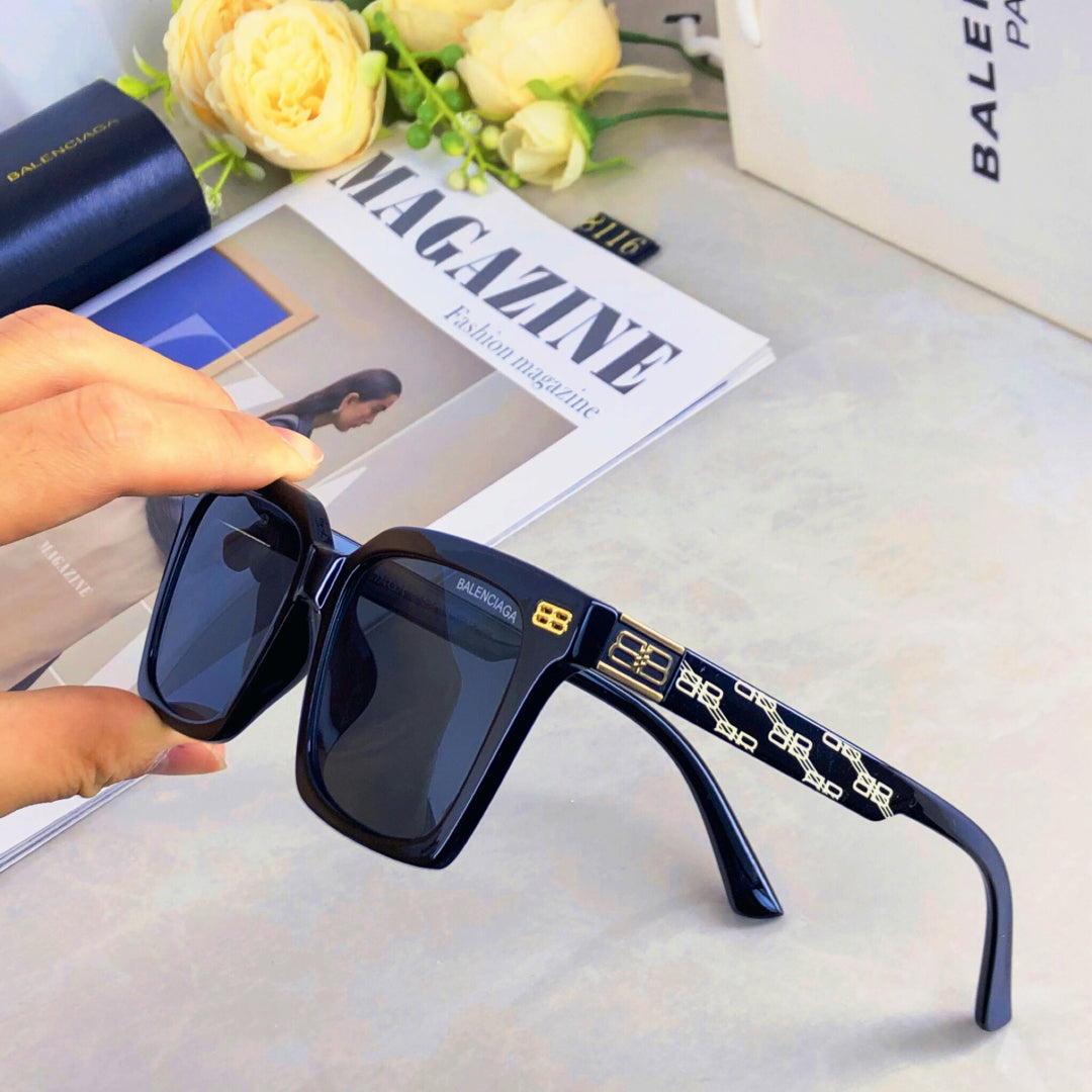 Balenciaga Sunglasses 560767