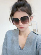 Dior 2025 Gradient Purple mix Cream Sunglasses 559712