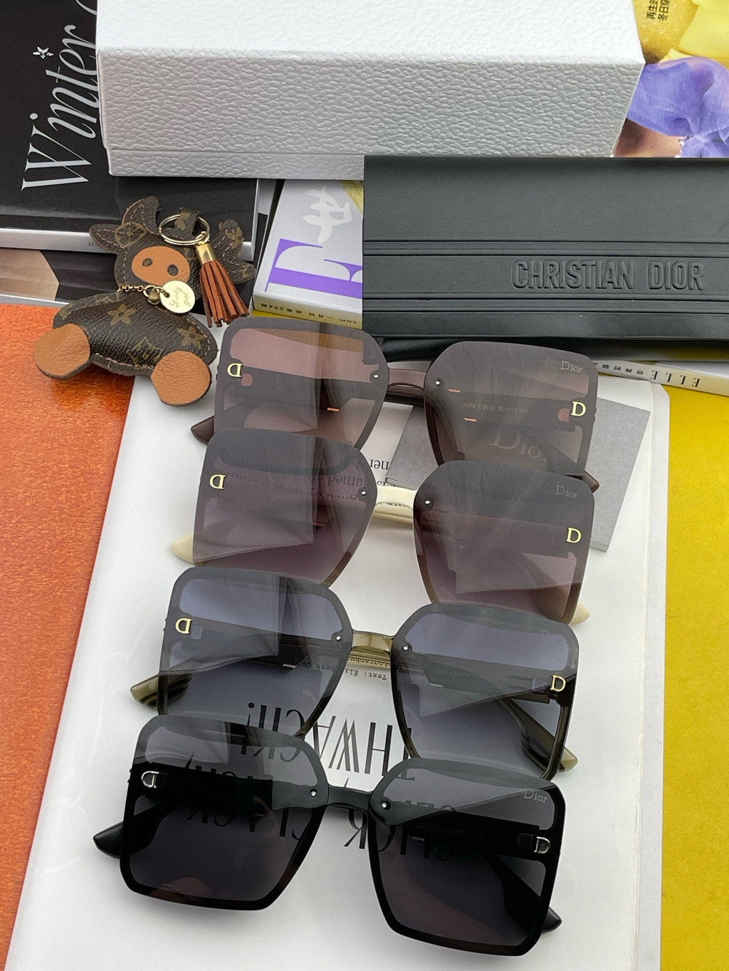 MONTAIGNE SUNGLASS CD2682 IN ACETATE