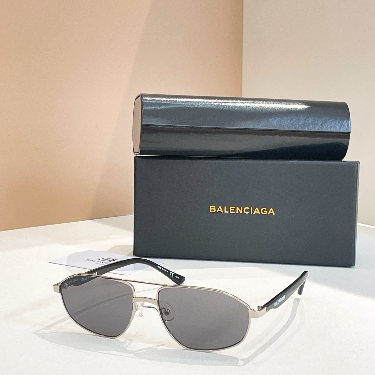 Balenciaga Sunglasses 679520