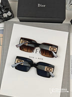 MONTAIGNE SQUARE SUNGLASS 58044 IN ACETATE