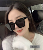 EMBOSSED LOGO SQUARE FRAME SUNGLASSES 25503 IN ACETATE
