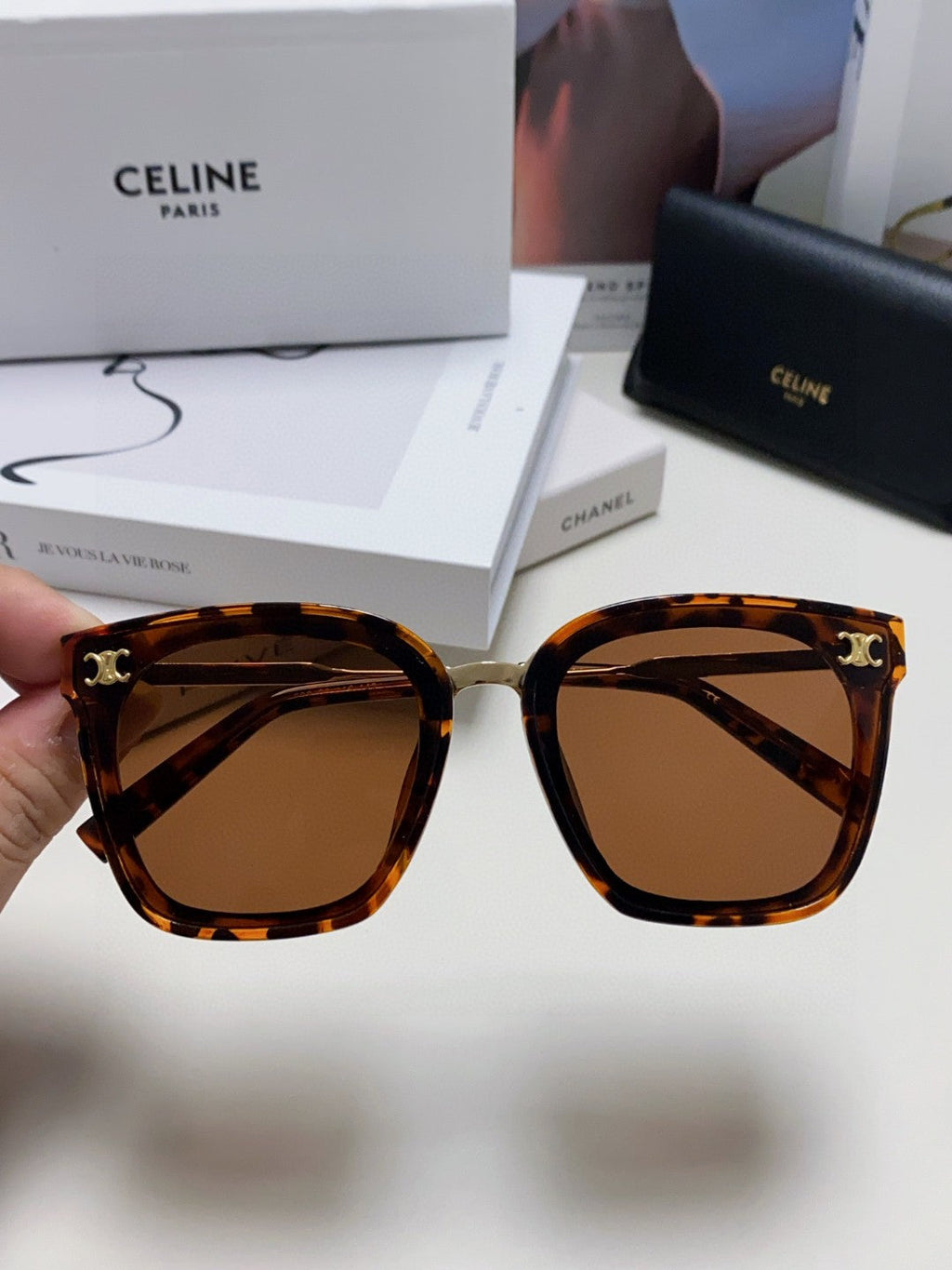 TRIOMPHE SUNGLASSES 548590 IN HAVANA ACETATE