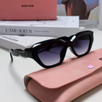 LOGO CAT EYE SUNGLASSES 513008 IN BLACK ACETATE WAVY FRAME