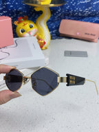 LOGO SUNGLASSES 560866 IN GOLD METAL BLACK LENS