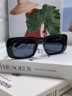 MONTAIGNE SUNGLASS 571596 IN BLACK ACETATE TEXT LOGO